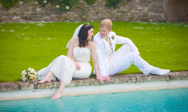 Wedding photography at Sheldon Manor for David & Joanne 10