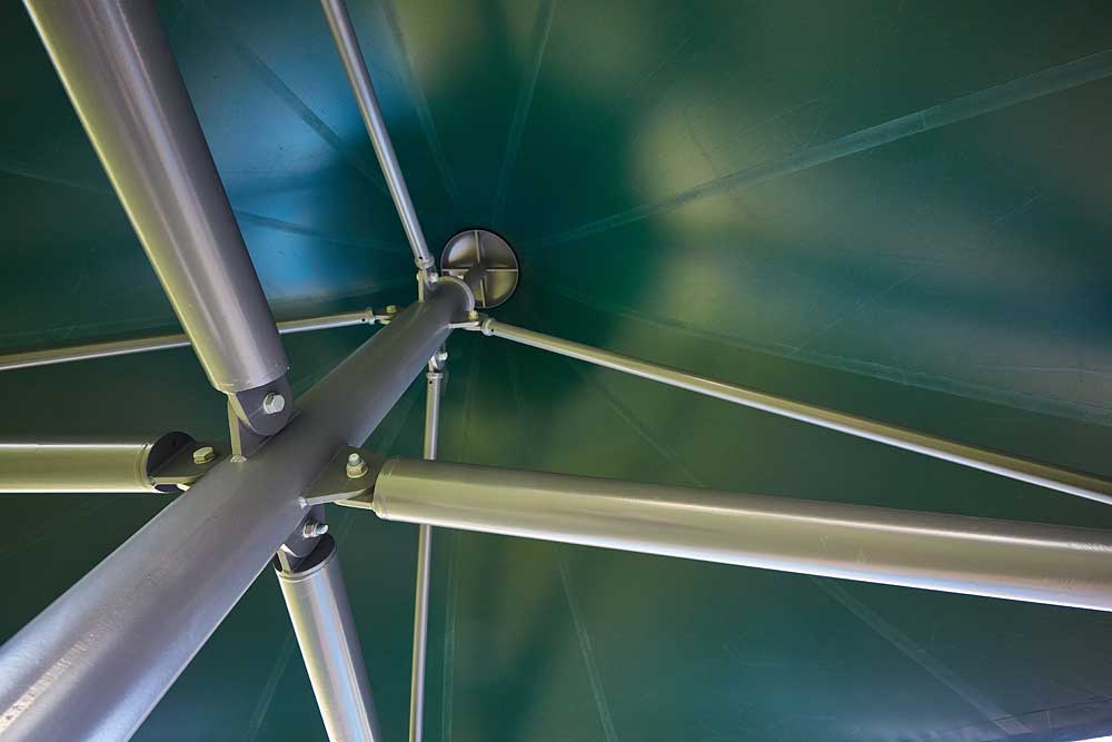 New and modern recreational facilities 14 New and modern recreational facilities 14